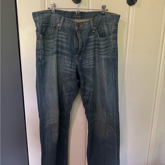 Lucky Brand Men's Classic Straight Blue Jeans - Picture 1 of 3